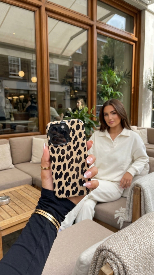 iPhone case with leopard print in red – Leopard iPhone MagSafe